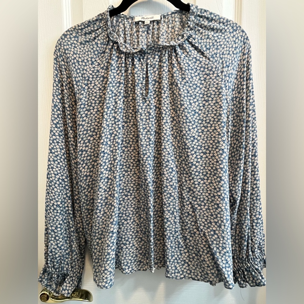 Madewell Blue Patterned Ruffle Blouse Size M